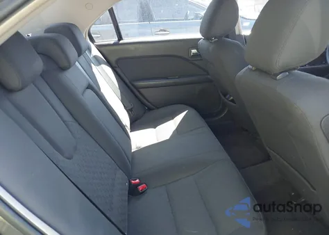 2010 Ford Fusion Se из США, поврежденный, VIN 3FAHP0HA0AR420411